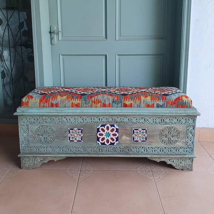 OTTOMON STORAGE BENCH
