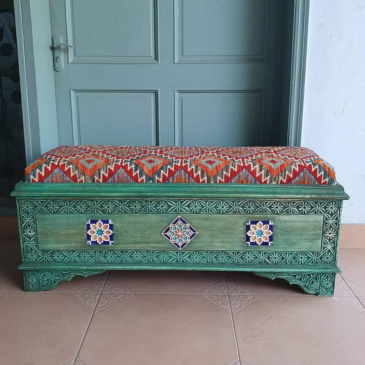 OTTOMON STORAGE BENCH